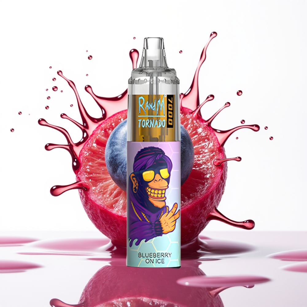 RandM Fumot Tornado 7000 Puffs سيجارة إلكترونية للاستخدام مرة واحدة Blueberry On Ice بشاشة RGB وشاحن Type-C وبطارية 850 MAH
